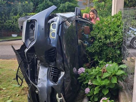 Así quedó el auto de Anto Pane tras el grave。